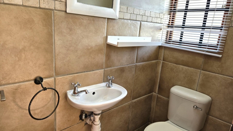 3 Bedroom Property for Sale in Melodie North West